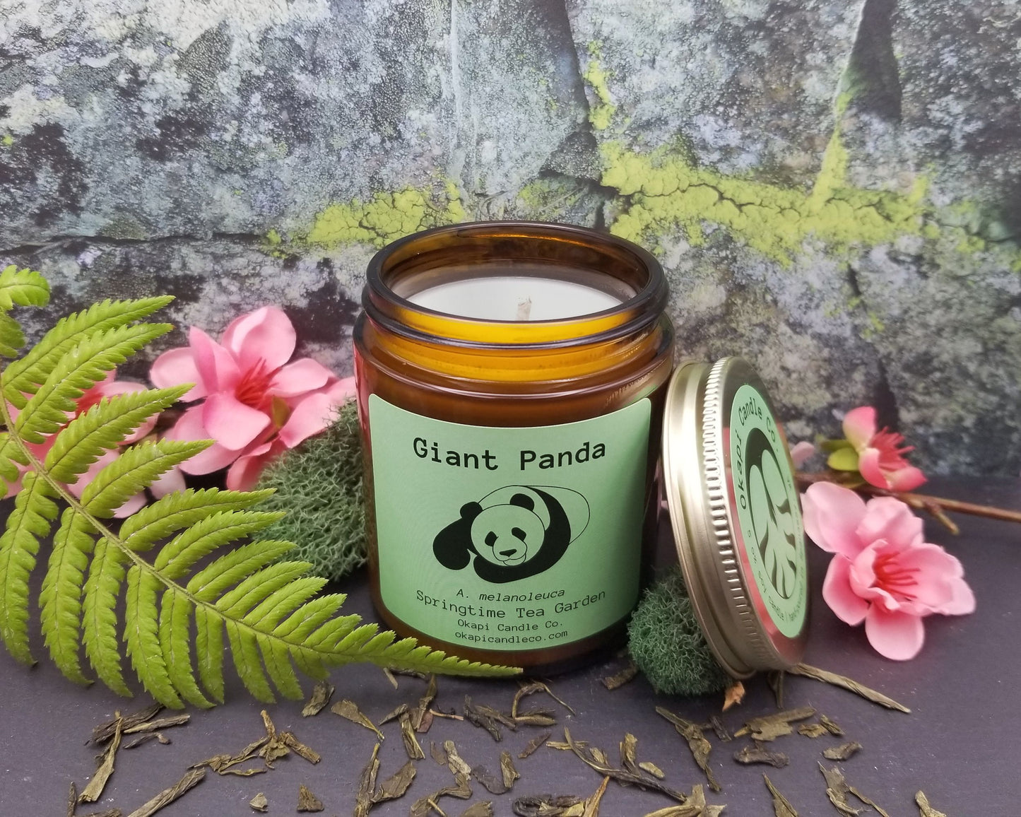 Giant Panda Soy Candle - Springtime Tea Garden Fragrance